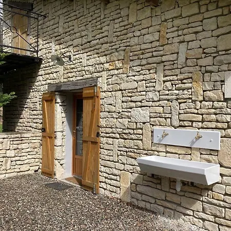 Atypique Pour Sejours Deconnectes Holiday home Chazelles (Charente)