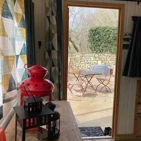 Holiday home Atypique Pour Sejours Deconnectes Chazelles (Charente)